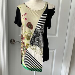 77 Artistic Floral and Striped T-Shirt Asymmetrical Shoulder cut out